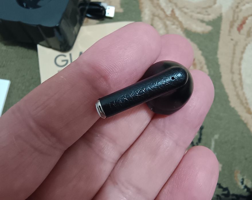 Наушник сатылады