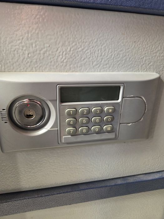 Продам сейфы в хорошем состоянии