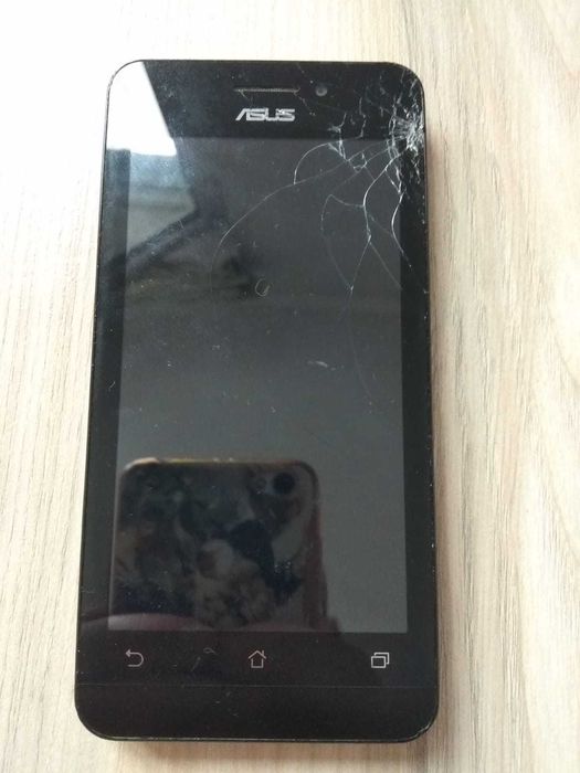 На запчасти HTC One M8,  Asus Zenfone 4