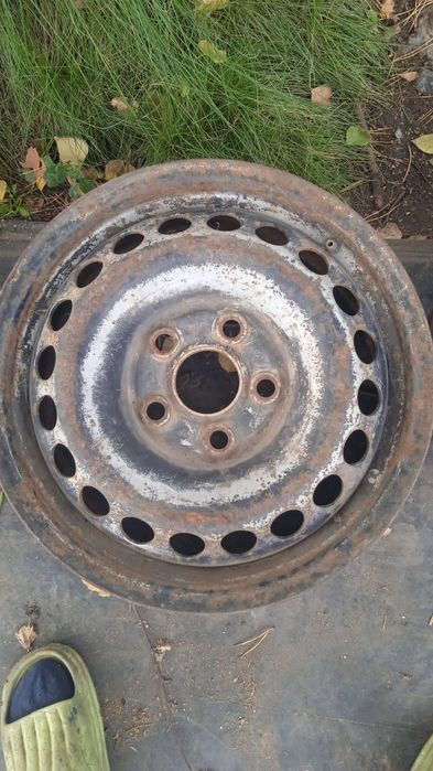 ПРОДАМ диски железо комплект и поштучно