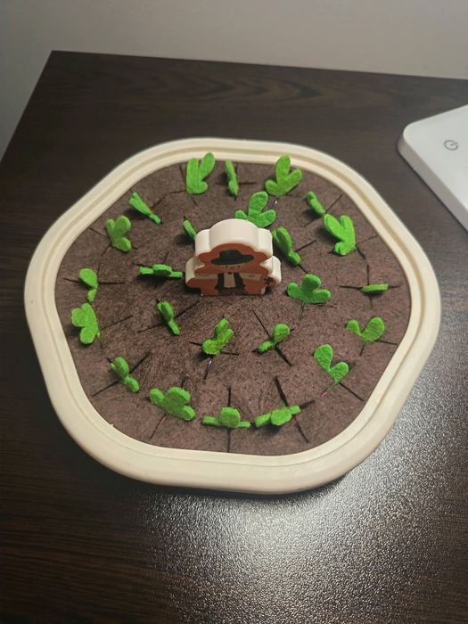 Лот забвни играчки