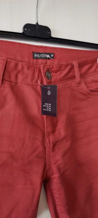 Jeans dama rosu/visiniu ,M/38  ,cu eticheta