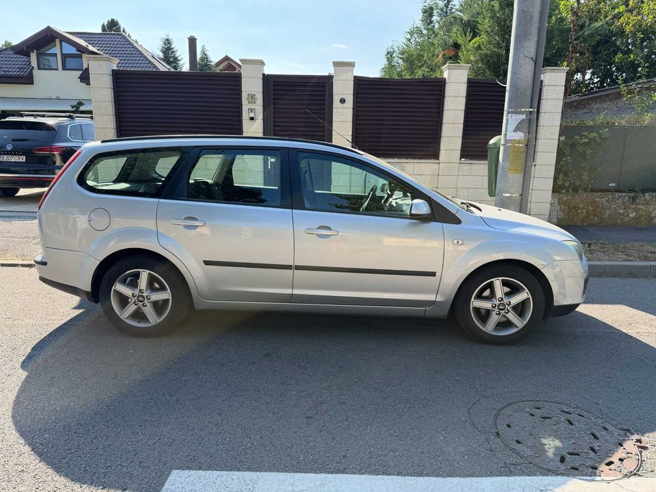 FORD Focus 2005 — imagine 3