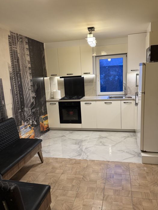 Apartament de vanzare 3 camere centru