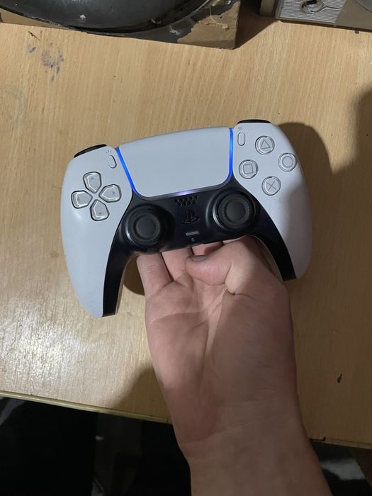 Джойстик от playstation5