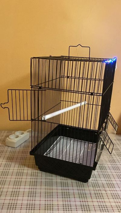 Клетка для папугаев