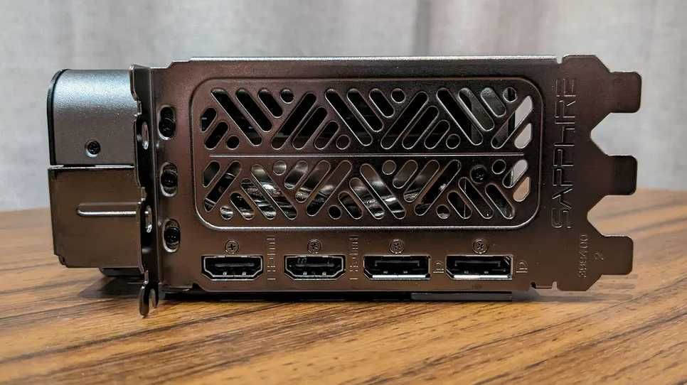Radeon RX 7800 XT 16GB NITRO+