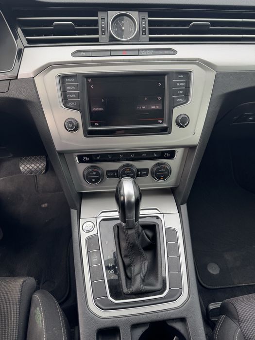 passat B8 1,6 TDI AUTOMATIC dsg fabr 2016