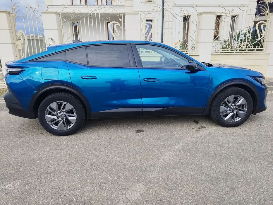 Peugeot 408 Noul Peugeot 408, An 2023, 1.2L PureTech 130 S&S EAT8 Allure Pack Auto