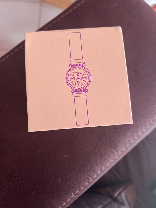 Смарт часовник,работи с  iphone