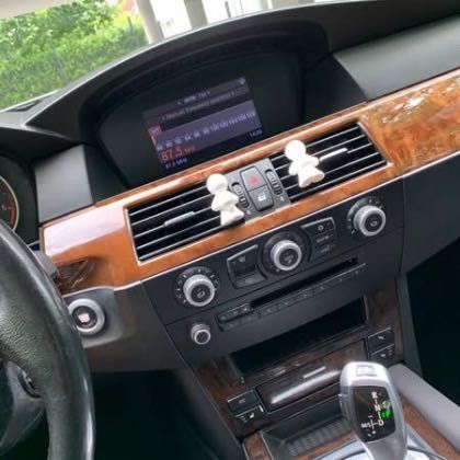 Vând sau schimb BMW 520 D automatic acte la zi 177 HP an 2009