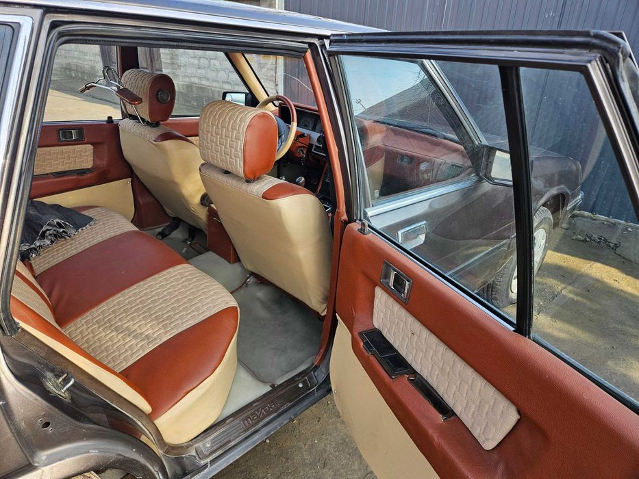 Продам не спеша Мазду 929