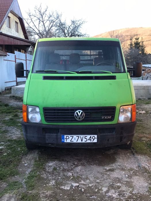 De vanzare wolkswagen platforma 6 locuri motor 25 acte valabile mașina e buna nr de telefon 0759476263 prețul este 1500 euro