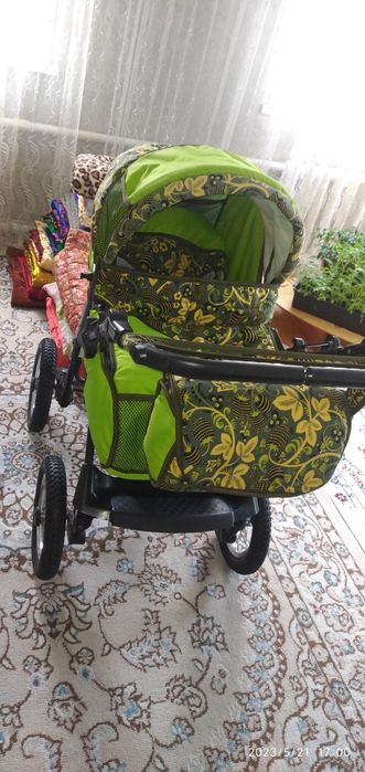 Продам коляску срочно