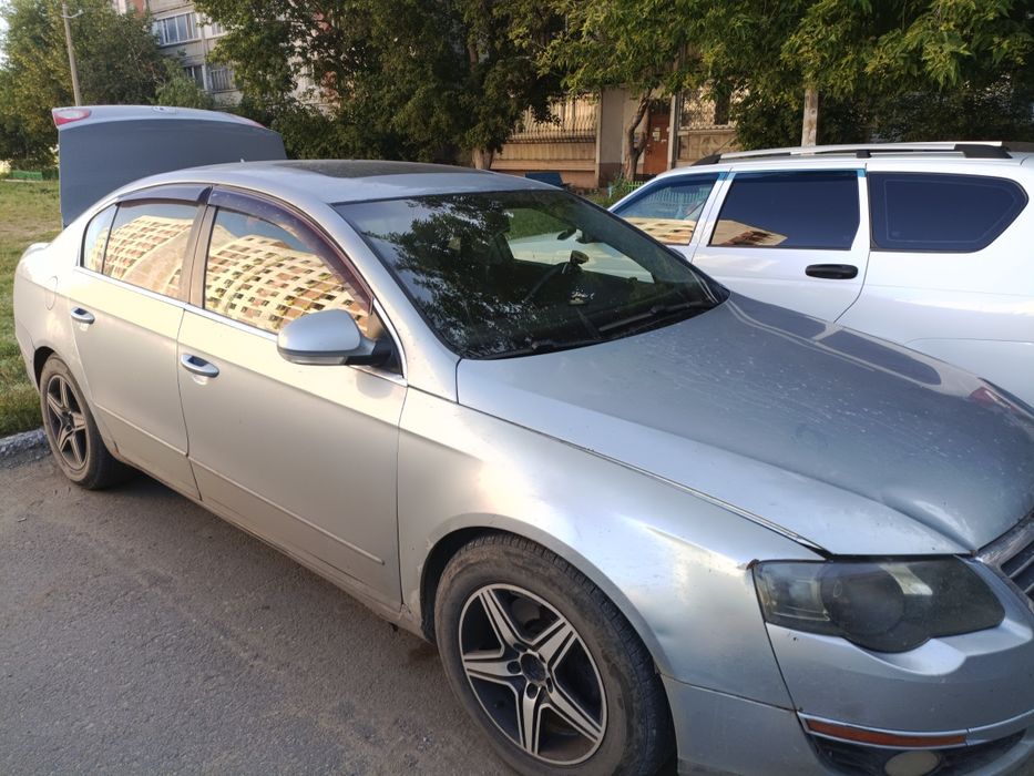Volkswagen Passat B6 2005г