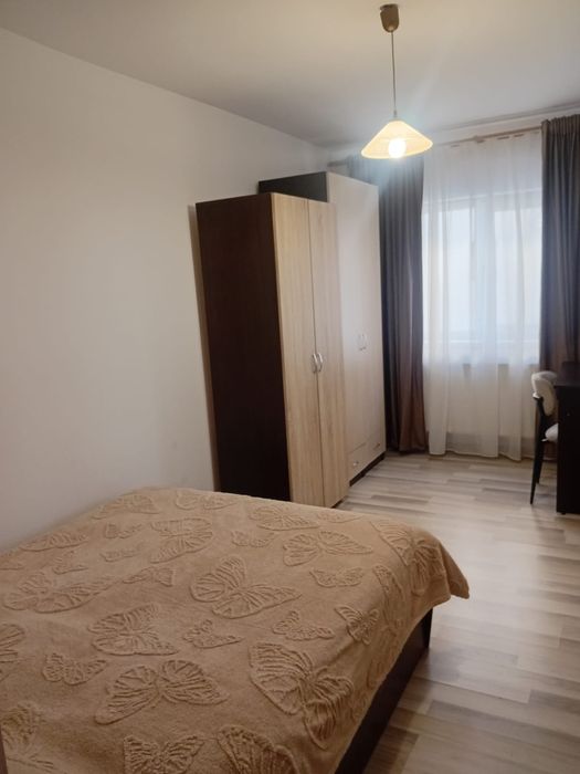 Se inchiriaza apartament in  1 Mai