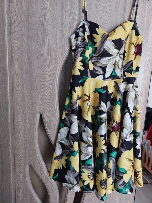 Rochiță cu flori, mărimea M