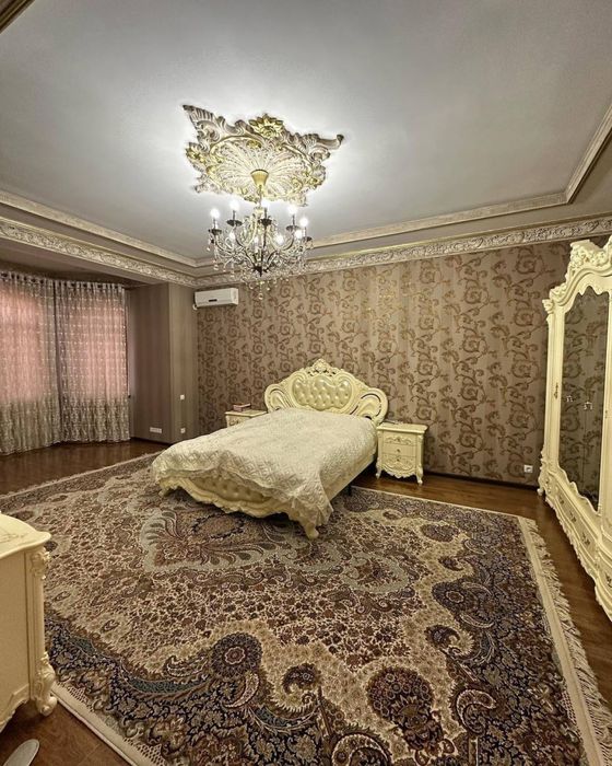 Дом на 4 сотах улица Никитина