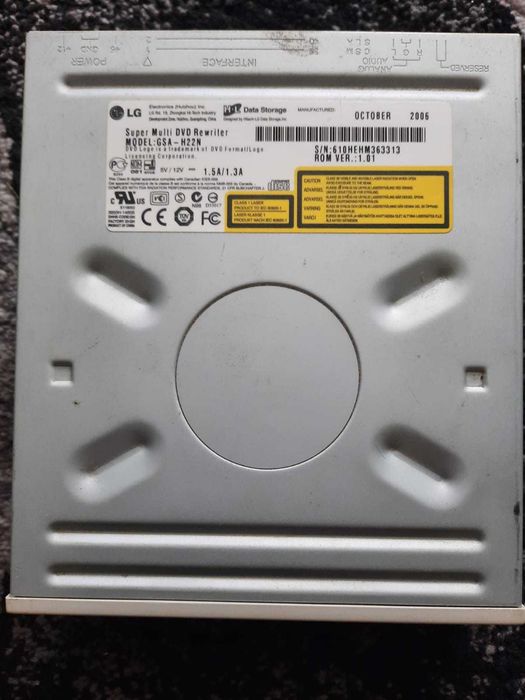 dvd rewriter / cd rom