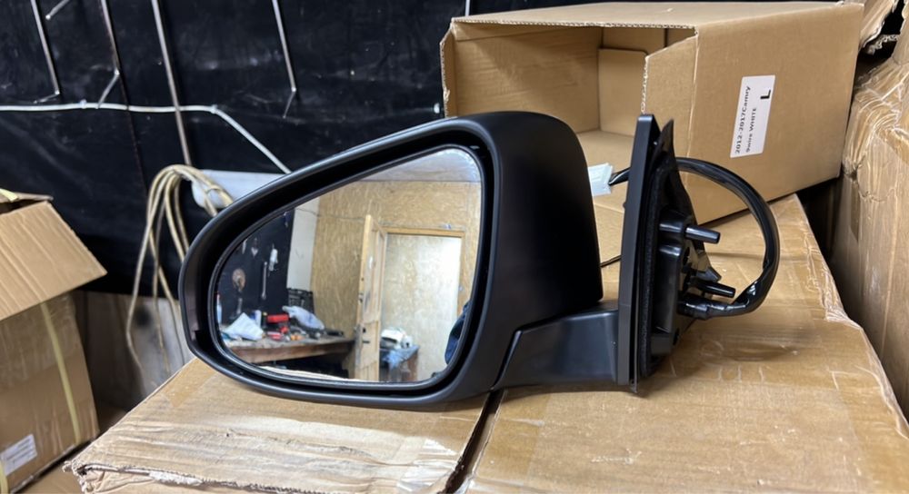 Боковые зеркала Toyta Corolla (корола) e-180,e-200,e-210