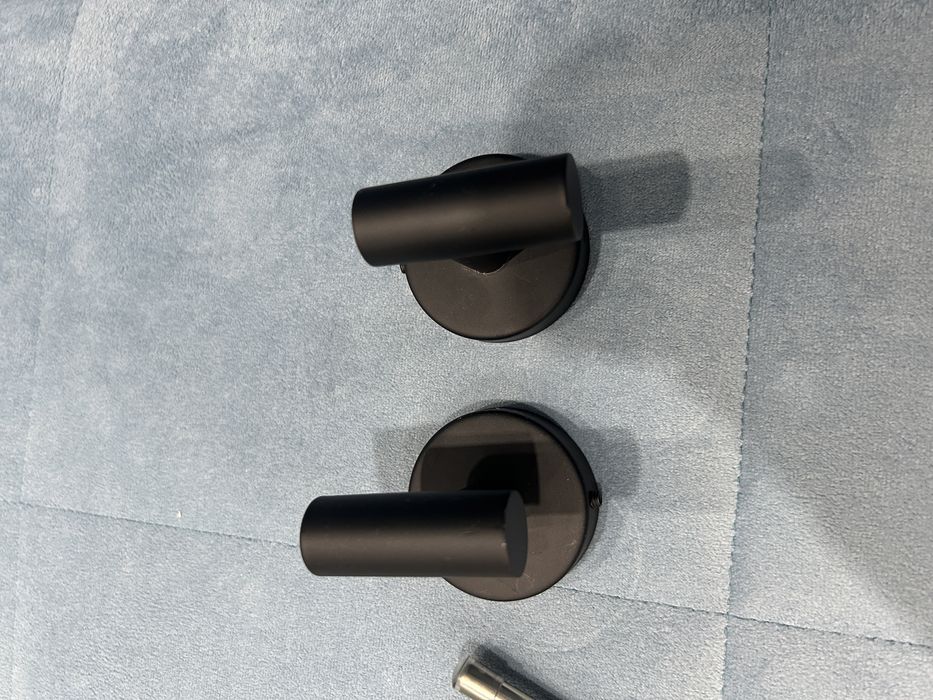 Крючки для ванной