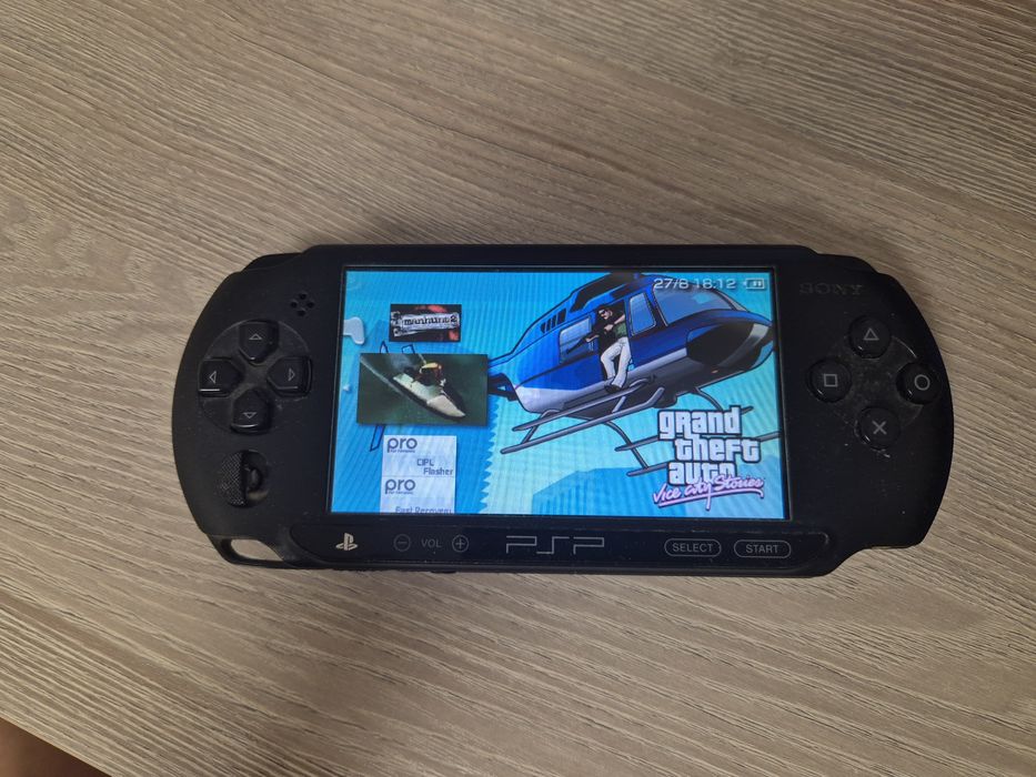 Продам PSP E 1008