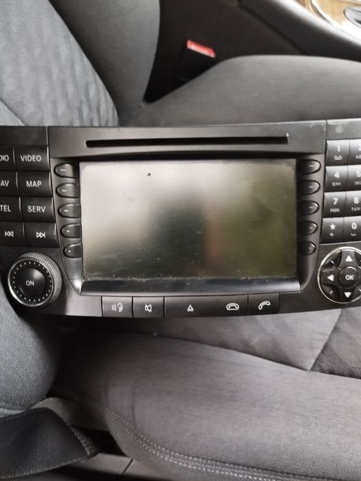 Навигация радио,CD,DVD за Мерцедес 211w