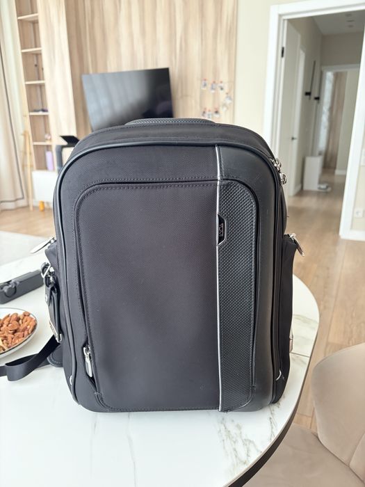 Рюкзак TUMI Arrive Larson, Black