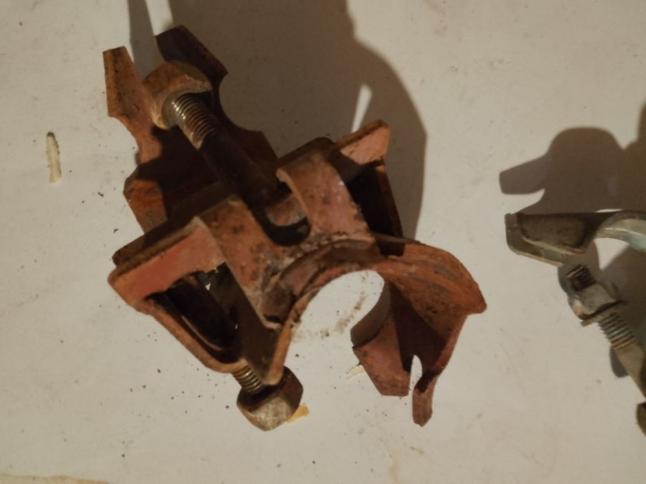 Скоби за скелета/skobi za skeleta!