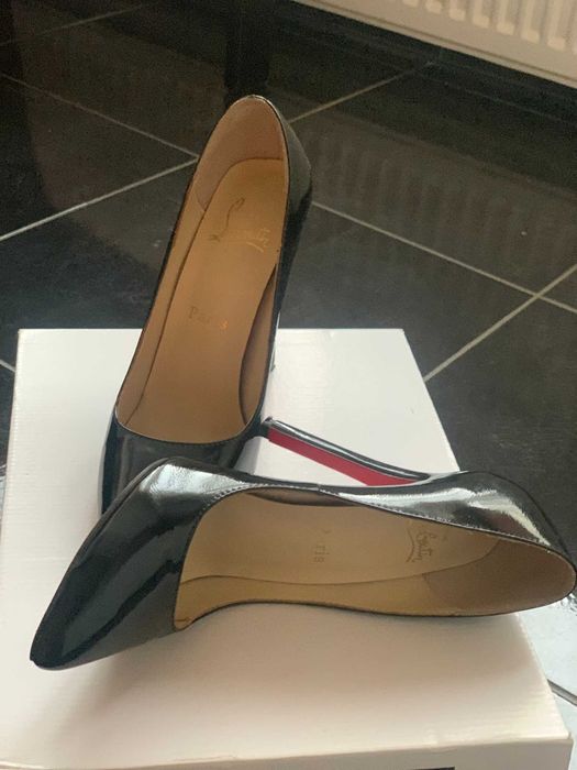 Pantofi Christian Louboutin So Kate 120