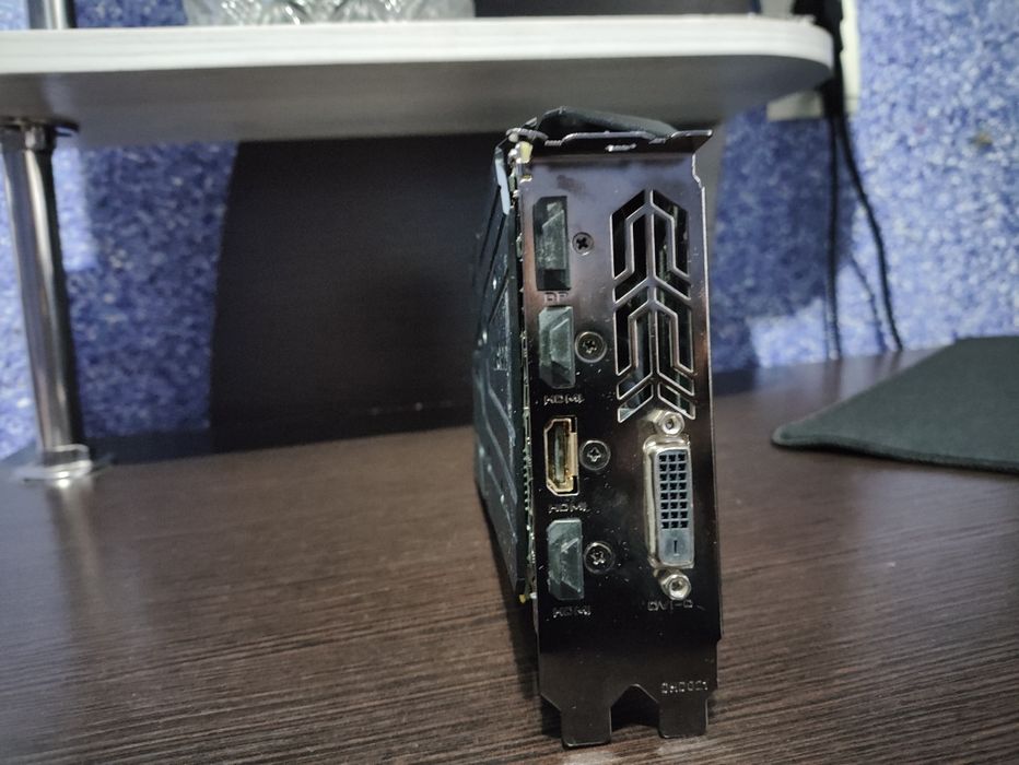 Gigabyte gtx 1050 ti windforce - не даёт картинку