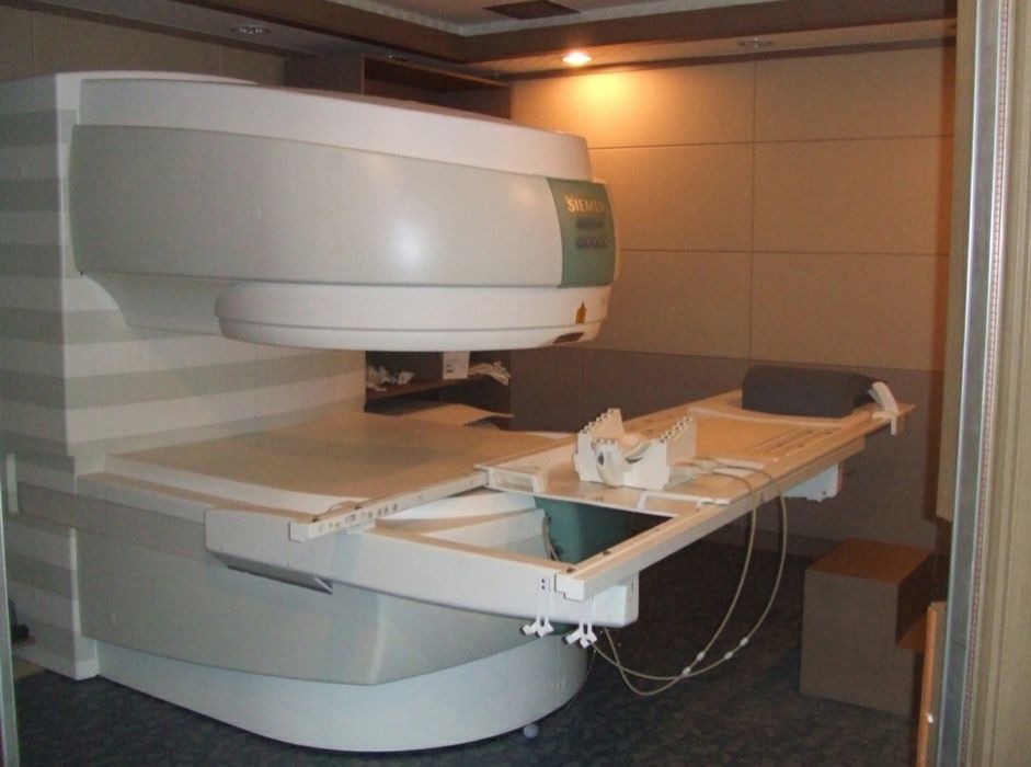 МРТ апарат Siemens Magnetom C 0.35 Tesla
