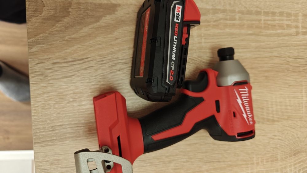 Impact sub-compact milwaukee m18