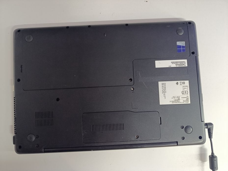 Laptop profesional Fujitsu model A556 Intel i5 6200u