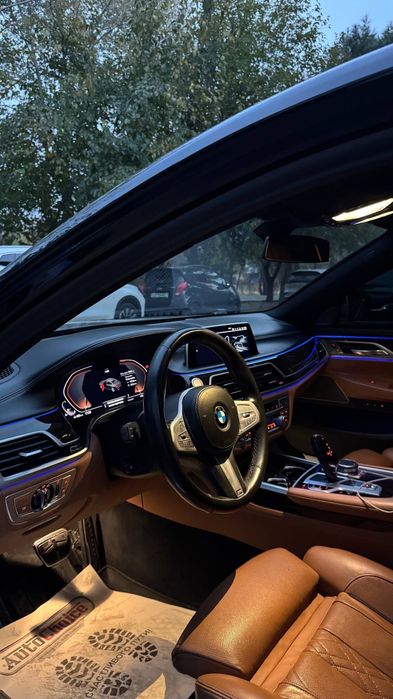 BMW 730i  Насия. савдо. берилади