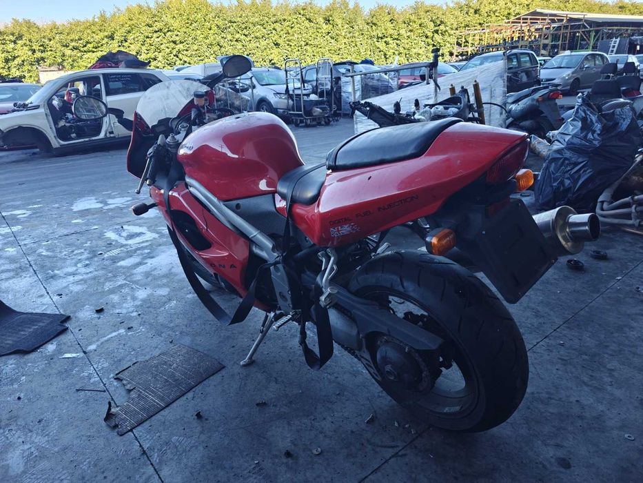 Триумф дайтона (Triumph Street Triple 660i-955i,Daytona 955i,Boneville 900T) на части