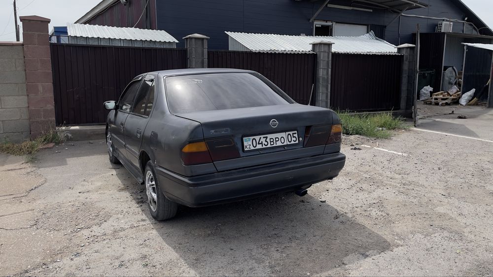 nissan primera срочно продам