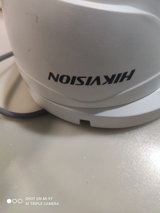 Продам видеокамеру наружного наблюдения