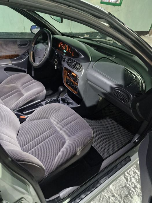 Продам Chrysler Stratus