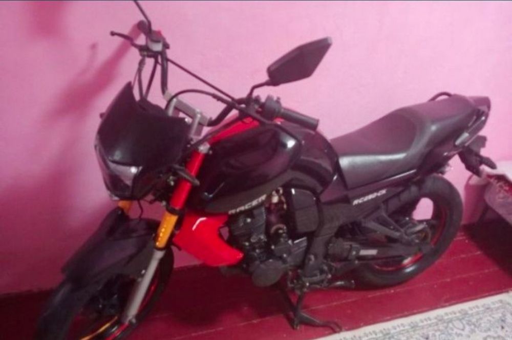 Продам мотоцикл рейсер нитро