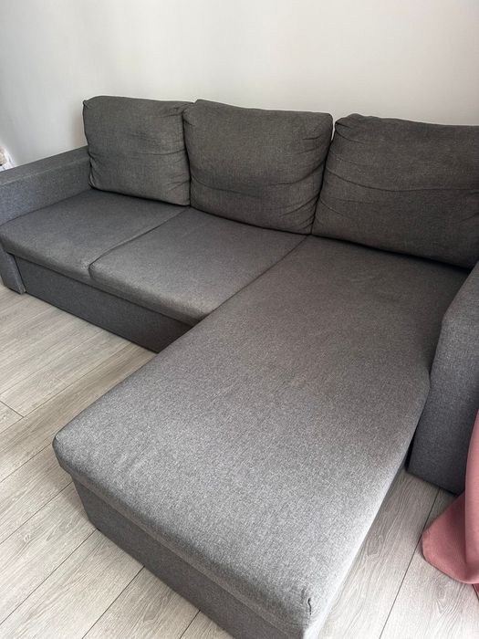 Canapea in L extensibila gri