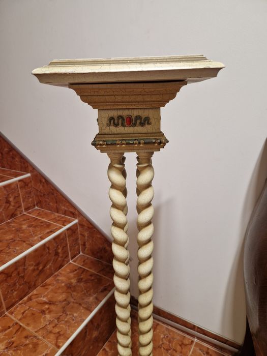 Уникална антикварна италианска колона пиедестал Silik