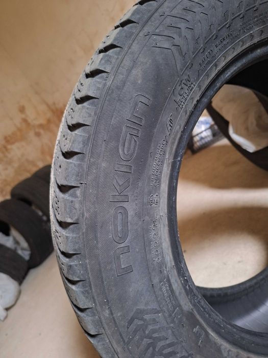 Anvelope de iarna 215/65 R16 4 buc