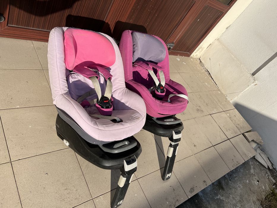 FamilyFix  baza auto si scaun la paket cu scaun Maxi-Cosi     (2)