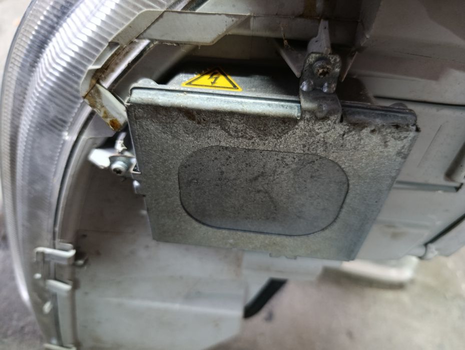 Фары (пара) оригинал ксинон w220