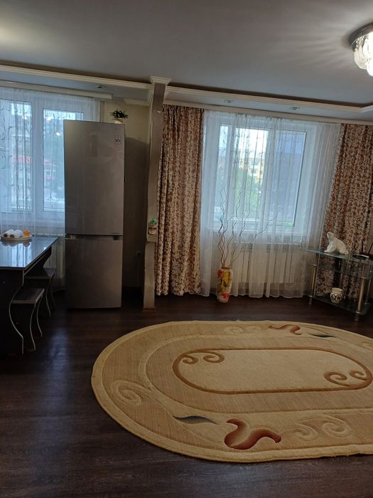 Сдам 2-комн. квартиру в центре. ПОСУТОЧНО.