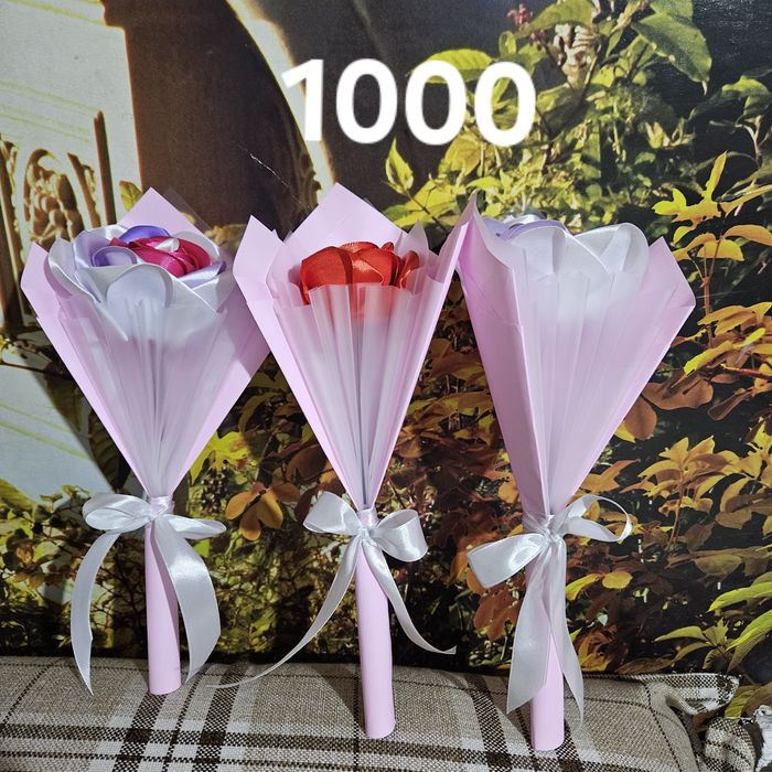 Продам Розы  из атласных лент