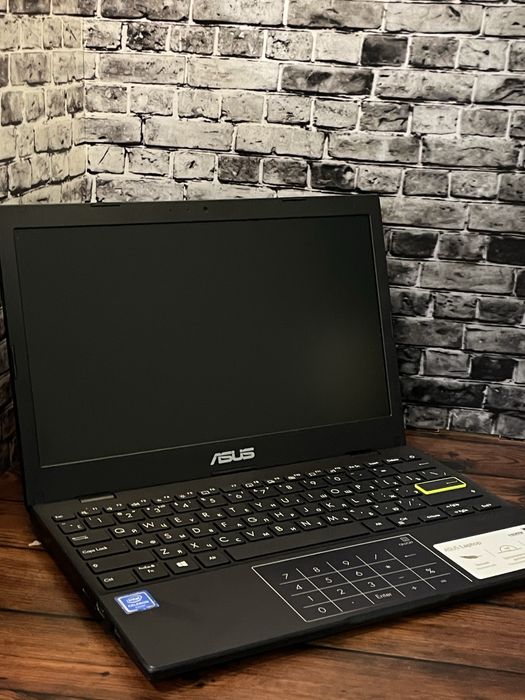 Notebook Asus E210M | Ноутбук Асус Е210М