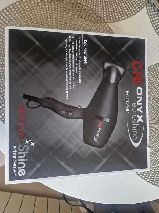 CHI Onyx Euroshine чисто нов сешоар