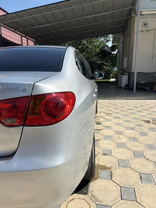 Hyundai Elantra 2007 г